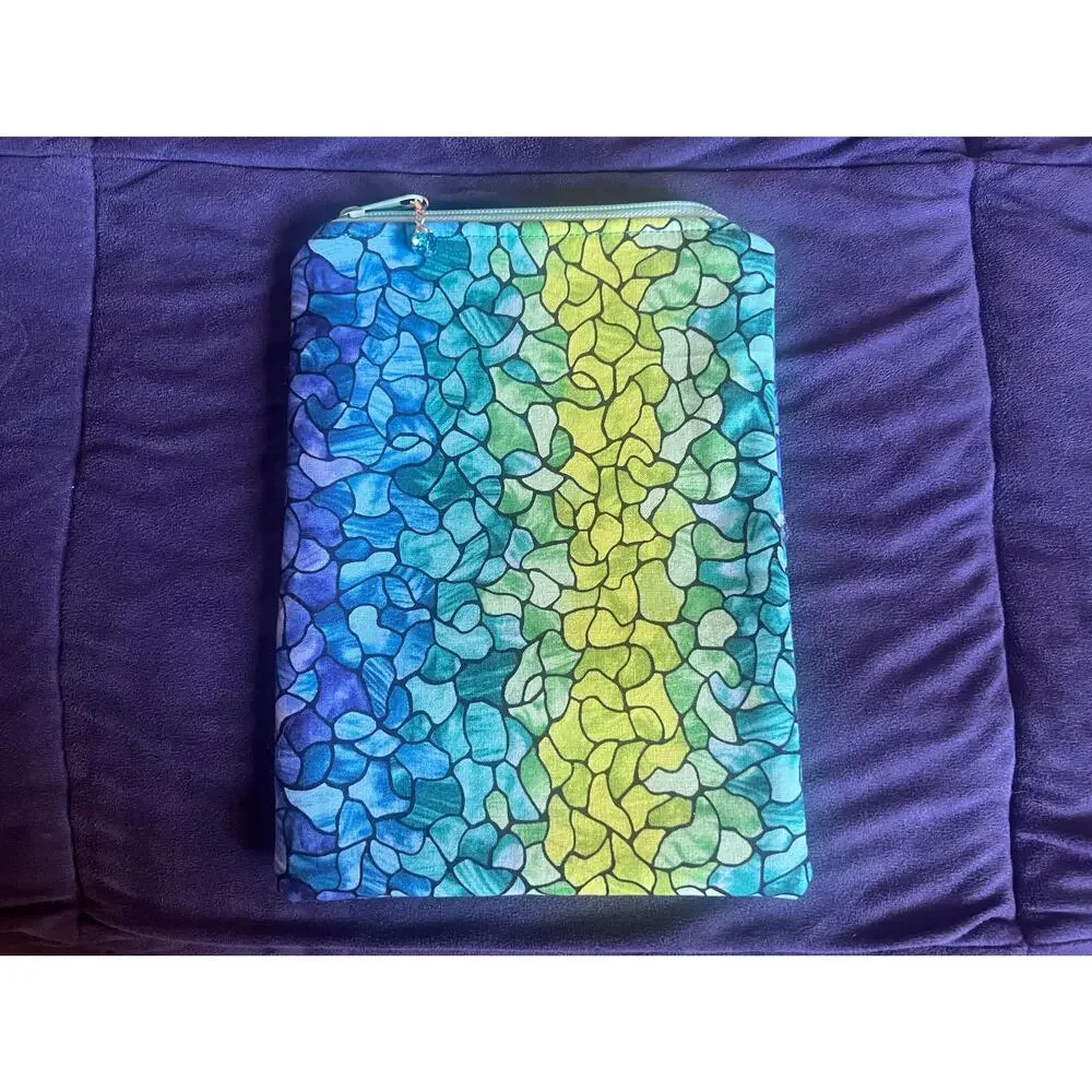 NWOT Stained Glass Book Sleeve and e-Reader Pouch, Top Zipper